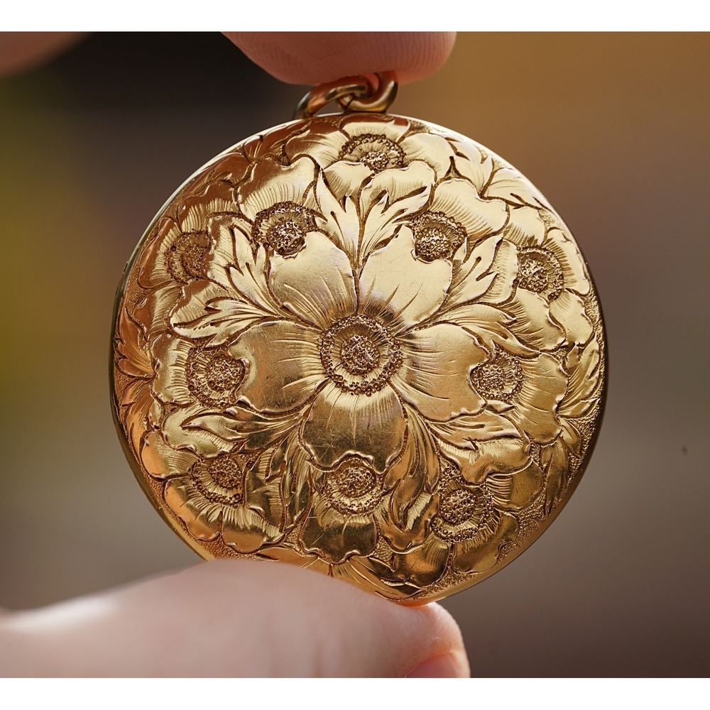 Rare Antique Art Nouveau 14k Solid Gold Engraved Flower Locket Pendant - Large